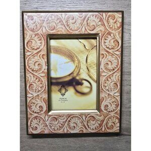 Fusion by Concepts Decorative 4x6 Photo Frame With Intricate Pattern Soft Tones